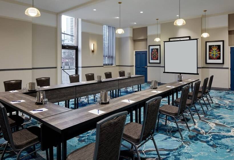 Delta Hotels By Marriott London Armouries