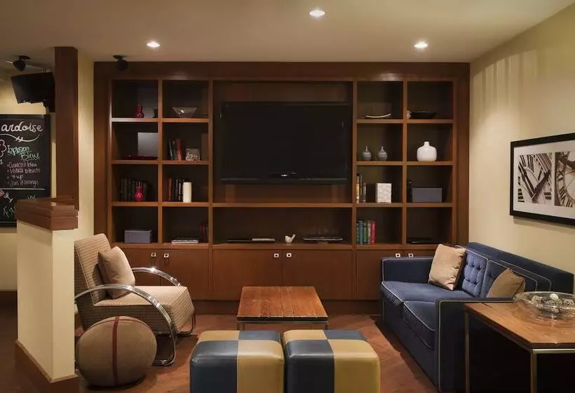 Four Points By Sheraton Hotel & Conference Centre Gatineau Ottawa