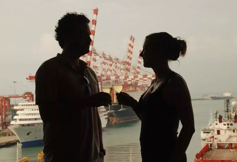 ホテル Grand Oriental