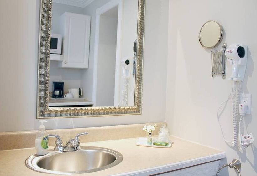 فندق Green Acres Inn