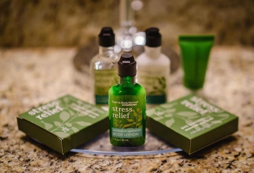 فندق Green Acres Inn