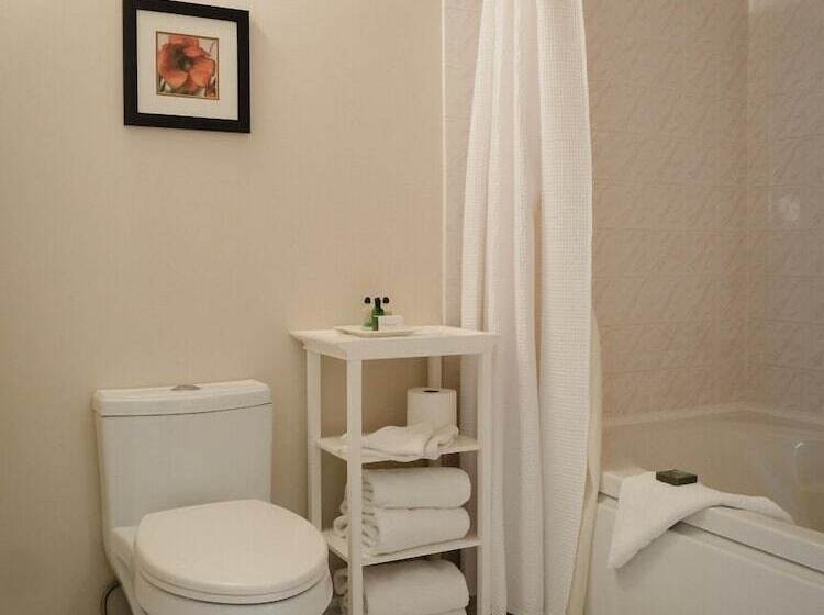 فندق Green Acres Inn