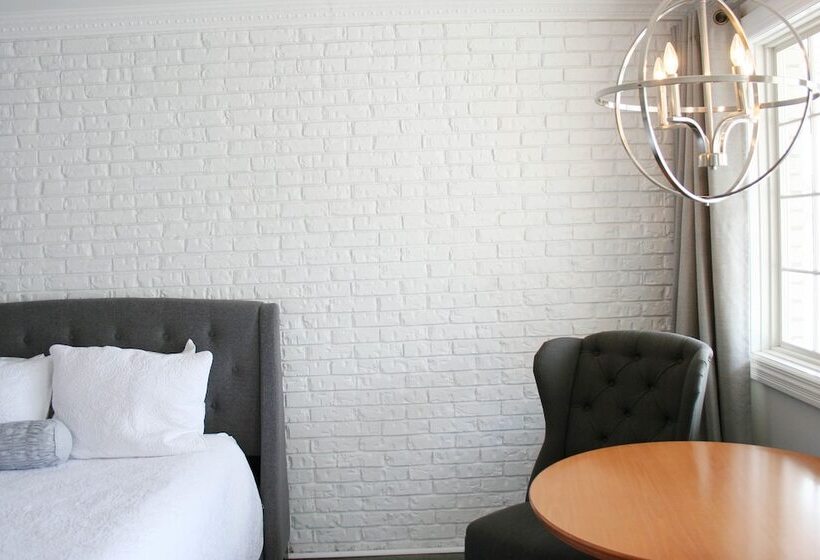 فندق Green Acres Inn