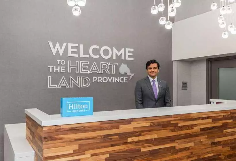 Hotel Hampton Inn & Suites By Hilton Toronto Downtown