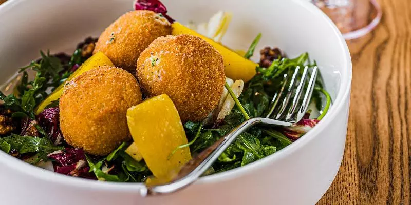 Hotel Holiday Inn Laval Montreal, An Ihg