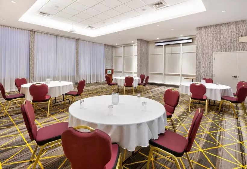 Hotel Holiday Inn St Johns, An Ihg