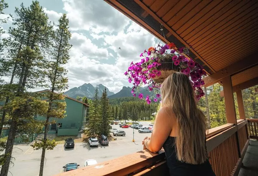 호텔 Lake Louise Inn