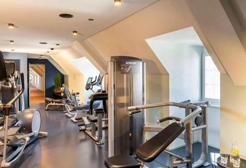 酒店 NH Bern The Bristol