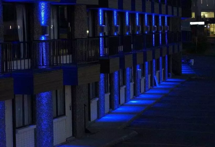 酒店 North Star Inn & Suites