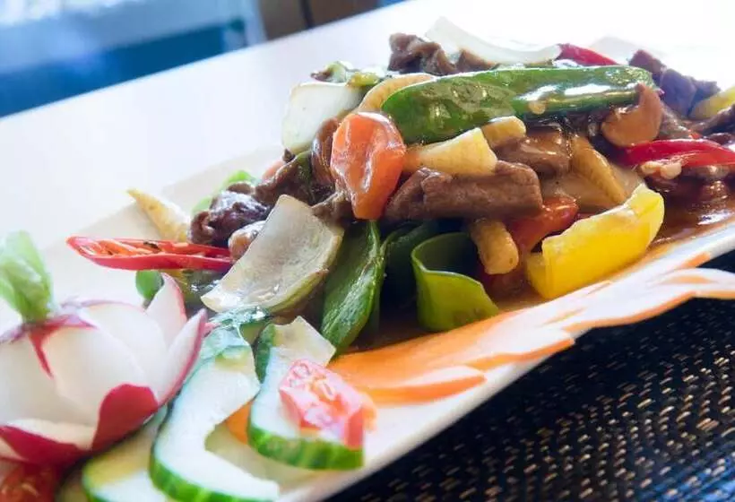 Piazza Ascona Hotel & Restaurants