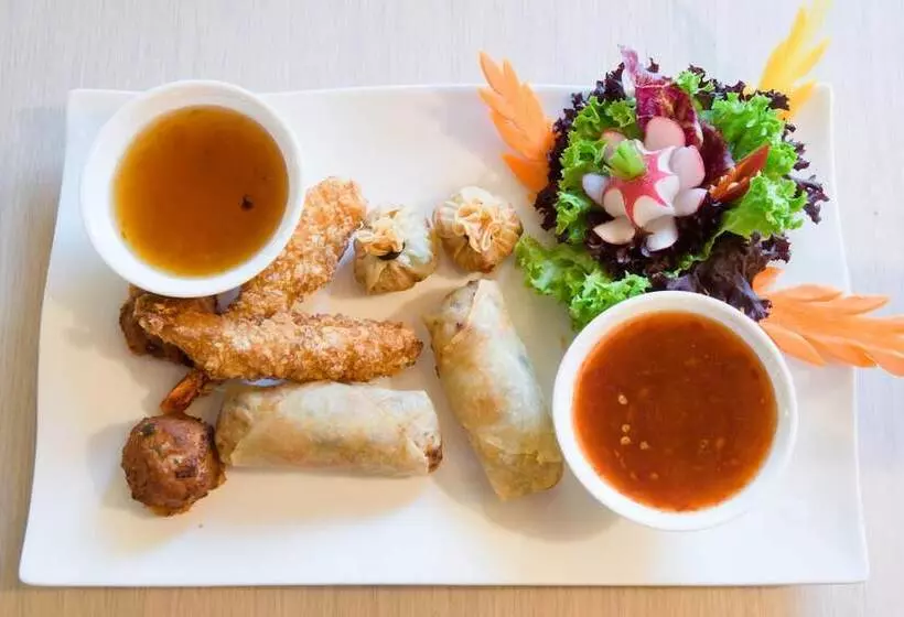 Piazza Ascona Hotel & Restaurants