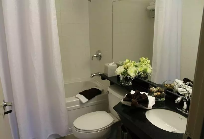 ホテル Place Louis Riel Suite