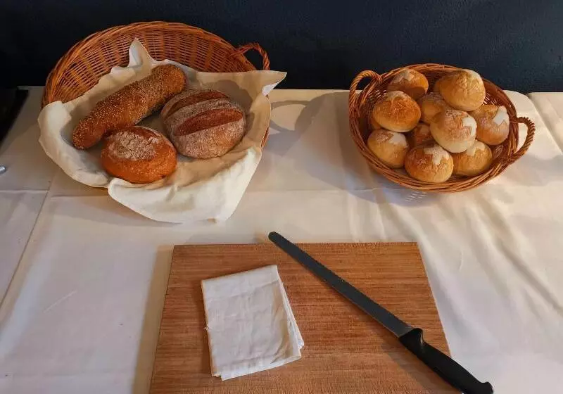 בית מלון כפרי Restaurant Goldener Schlussel