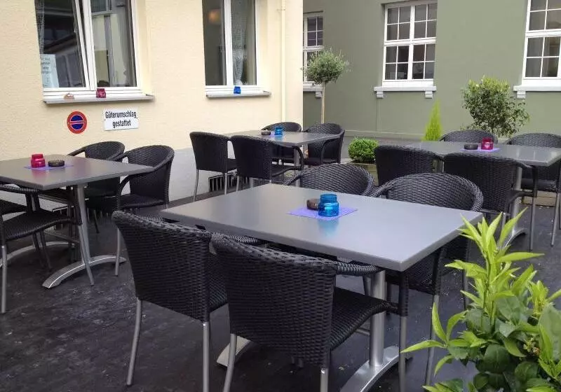 בית מלון כפרי Restaurant Goldener Schlussel