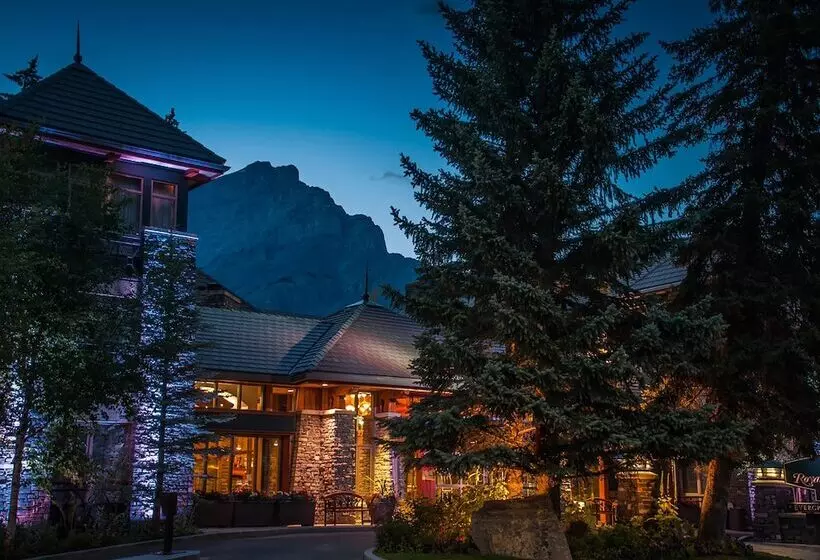 호텔 Royal Canadian Lodge