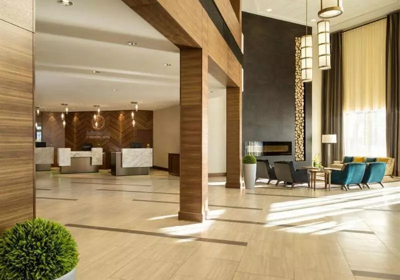 酒店 Saskatoon Inn & Conference Centre