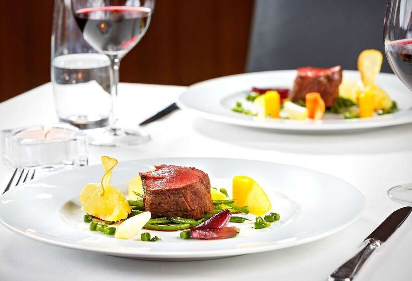 Ramada By Wyndham Baden Hotel Du Parc