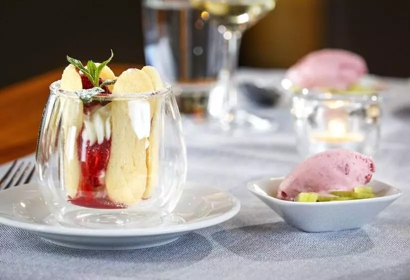 Ramada By Wyndham Baden Hotel Du Parc