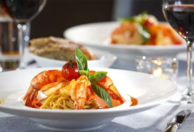 Ramada By Wyndham Baden Hotel Du Parc