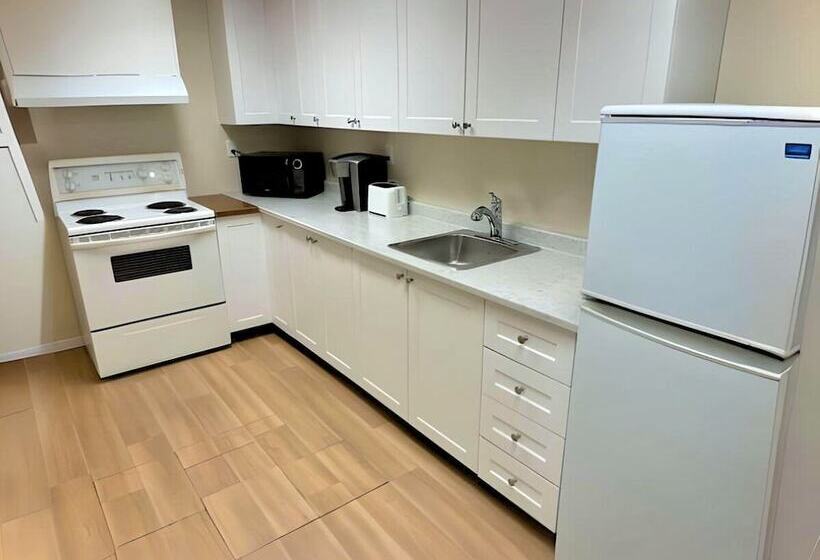 هتل The Medicine Hat Villa