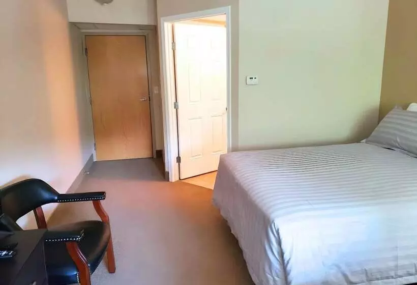 فندق The Medicine Hat Villa