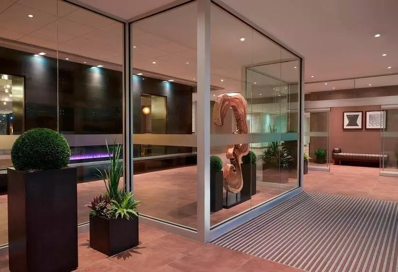 فندق Toronto Airport Marriott