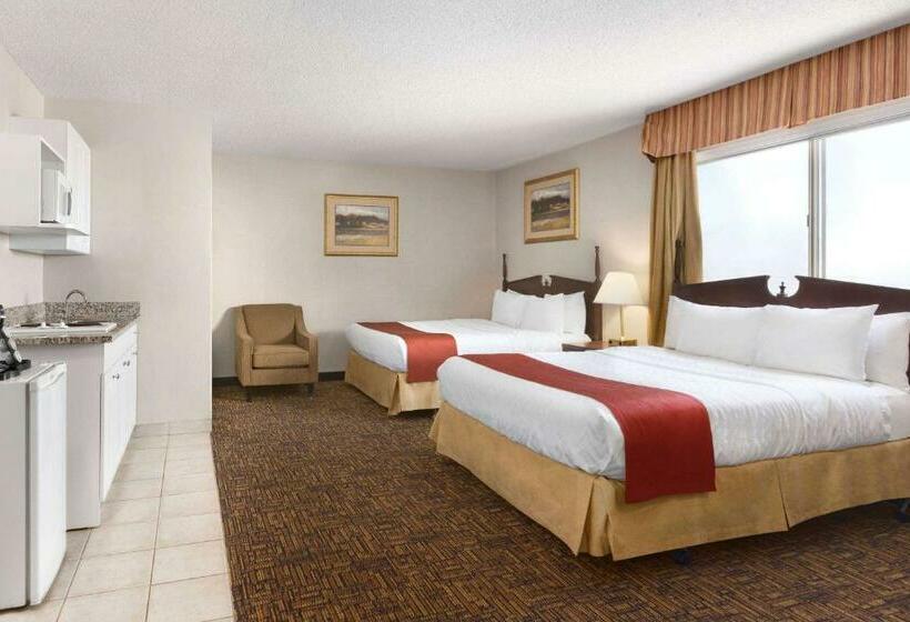 호텔 Travelodge By Wyndham North Battleford