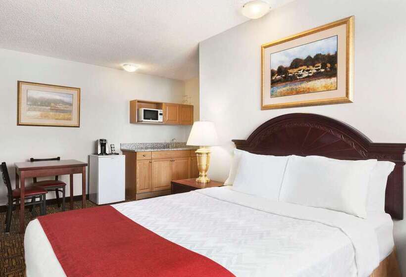 호텔 Travelodge By Wyndham North Battleford