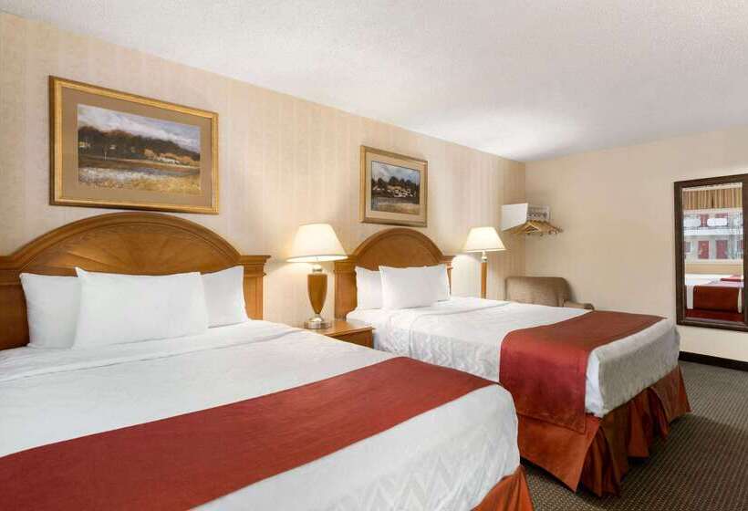 호텔 Travelodge By Wyndham North Battleford