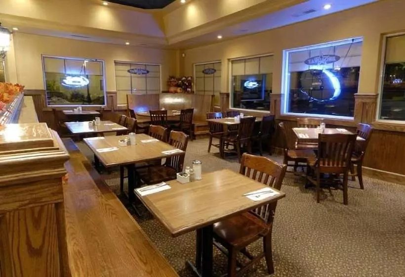 酒店 Travelodge By Wyndham Ottawa East