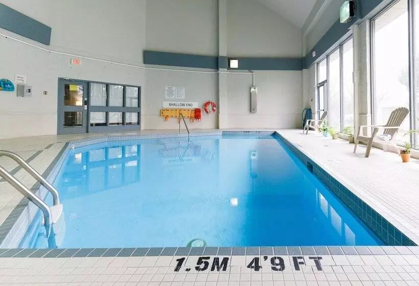 酒店 Travelodge By Wyndham Ottawa East