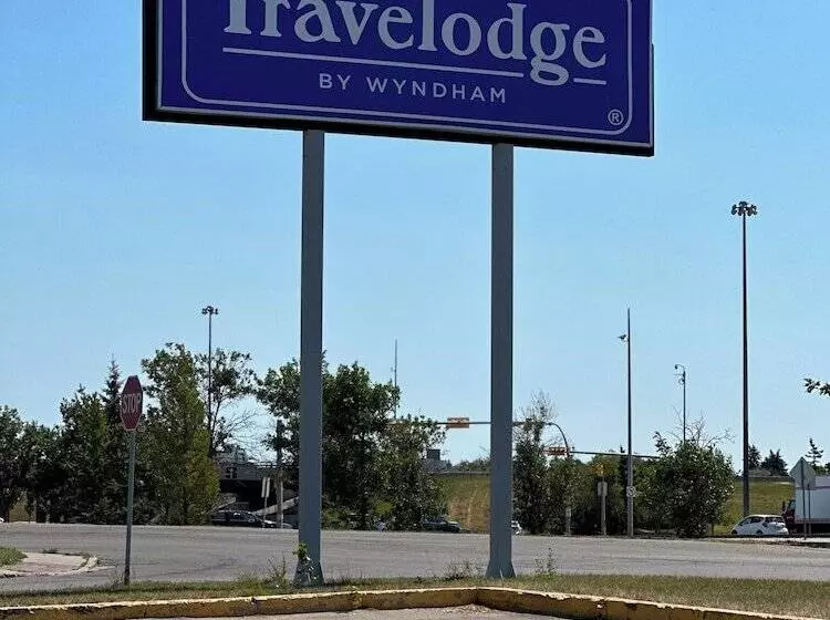 ホテル Travelodge By Wyndham Regina