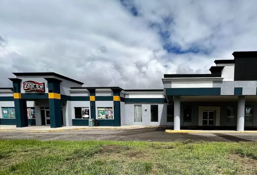 ホテル Travelodge By Wyndham Regina