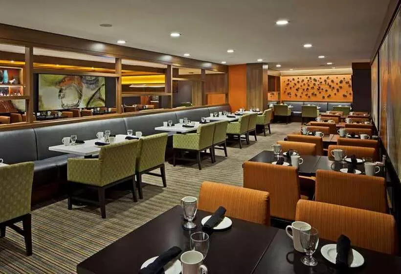 אתר נופש Hilton Mississauga/meadowvale