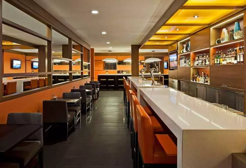 אתר נופש Hilton Mississauga/meadowvale