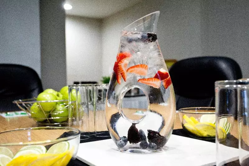 Resort Holiday Inn Hotel Peterborough Waterfront, An Ihg