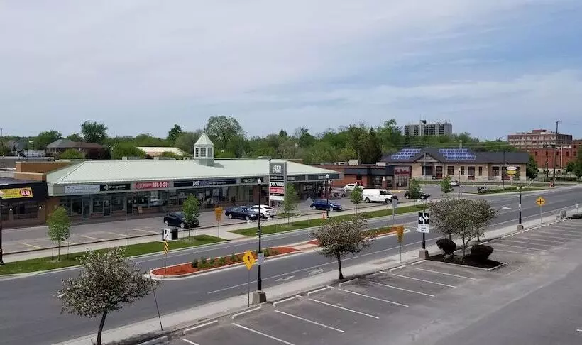 Resort Holiday Inn Hotel Peterborough Waterfront, An Ihg