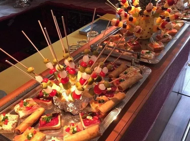 Hirschen Backpacker Hotel & Pub