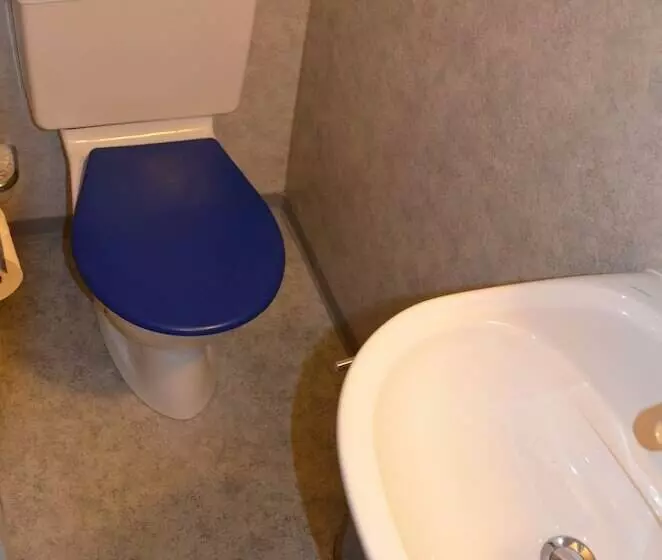 Hirschen Backpacker Hotel & Pub