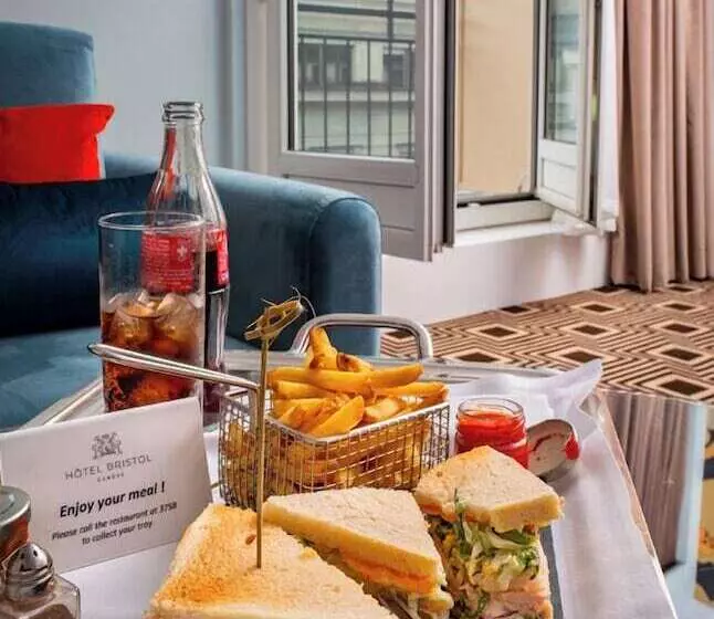 هتل Bristol