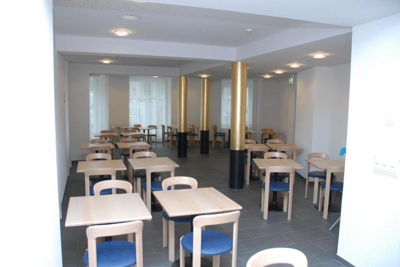 هتل Bristol Zurich