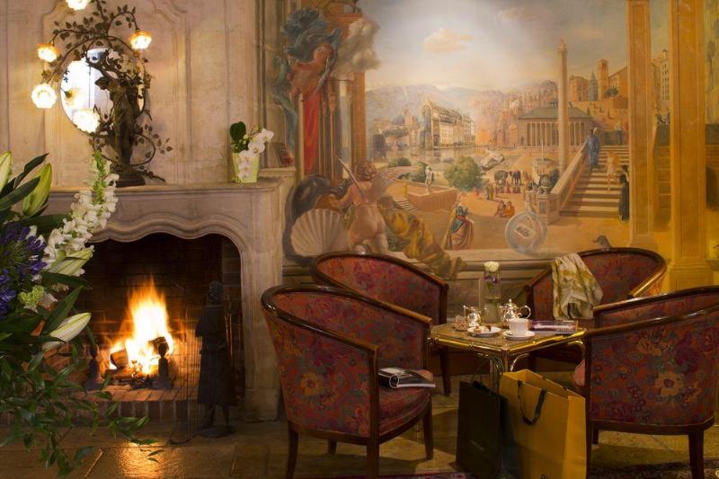 هتل De La Cigogne