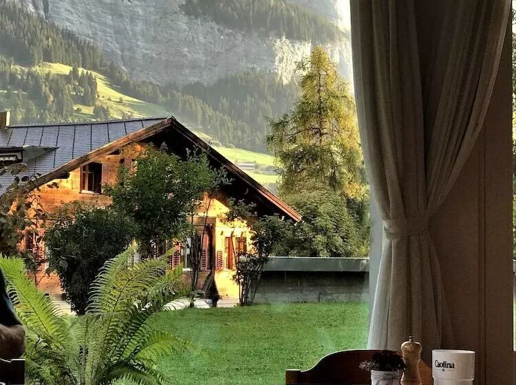 Отель Des Alpes