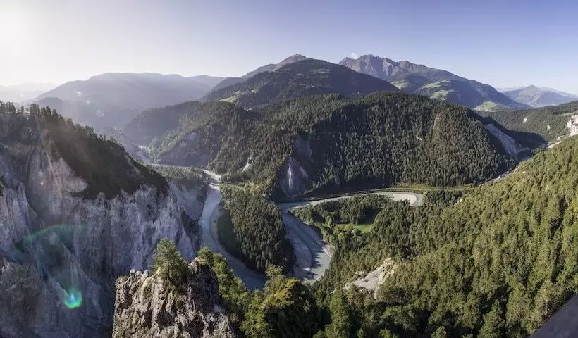 Отель Des Alpes