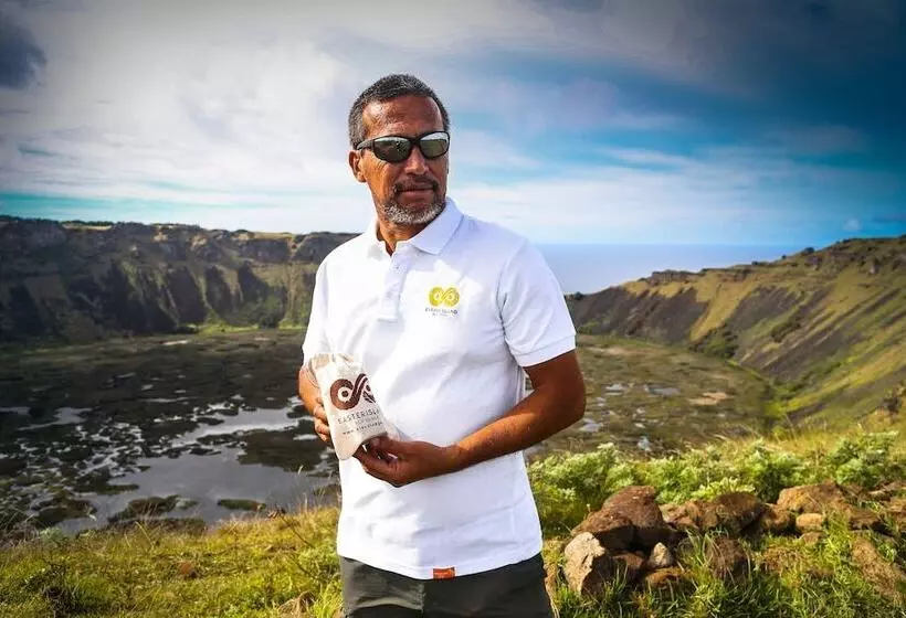 هتل Easter Island Ecolodge