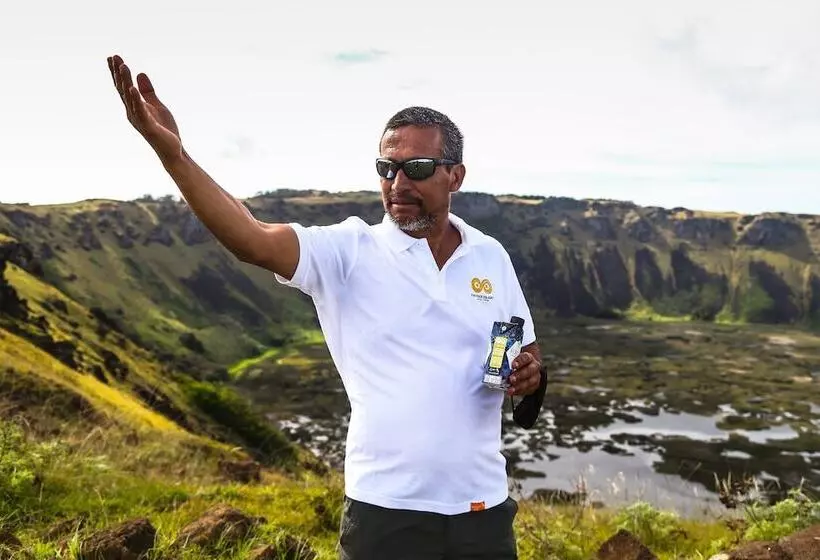 هتل Easter Island Ecolodge