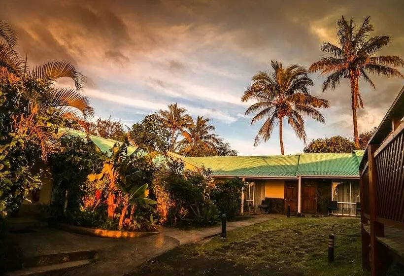 هتل Easter Island Ecolodge