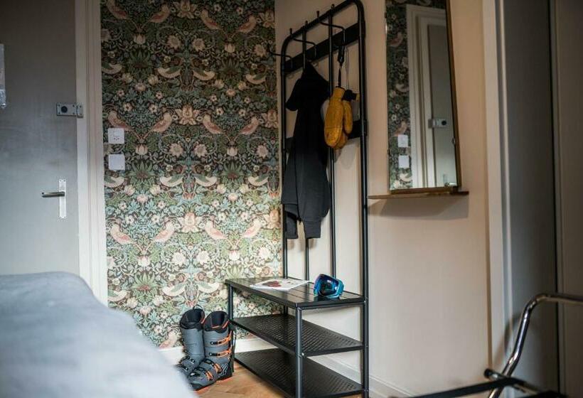 Hotel Hoheneck Self Check In