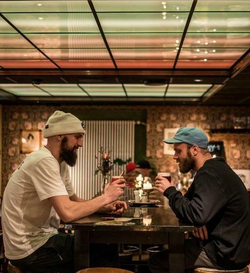 Hotel Hoheneck Self Check In