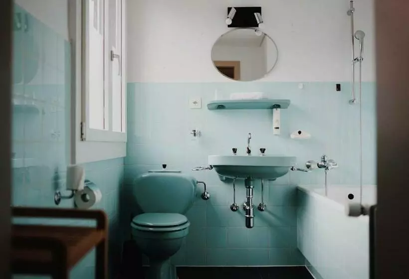 Hotel Hoheneck  Self Check In